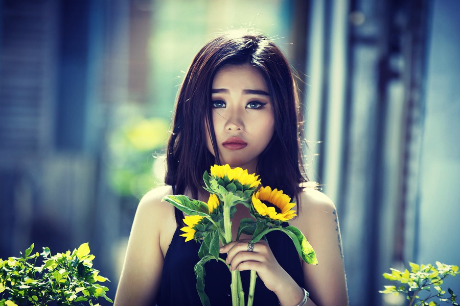 既婚男性との恋が叶うか不安な女性